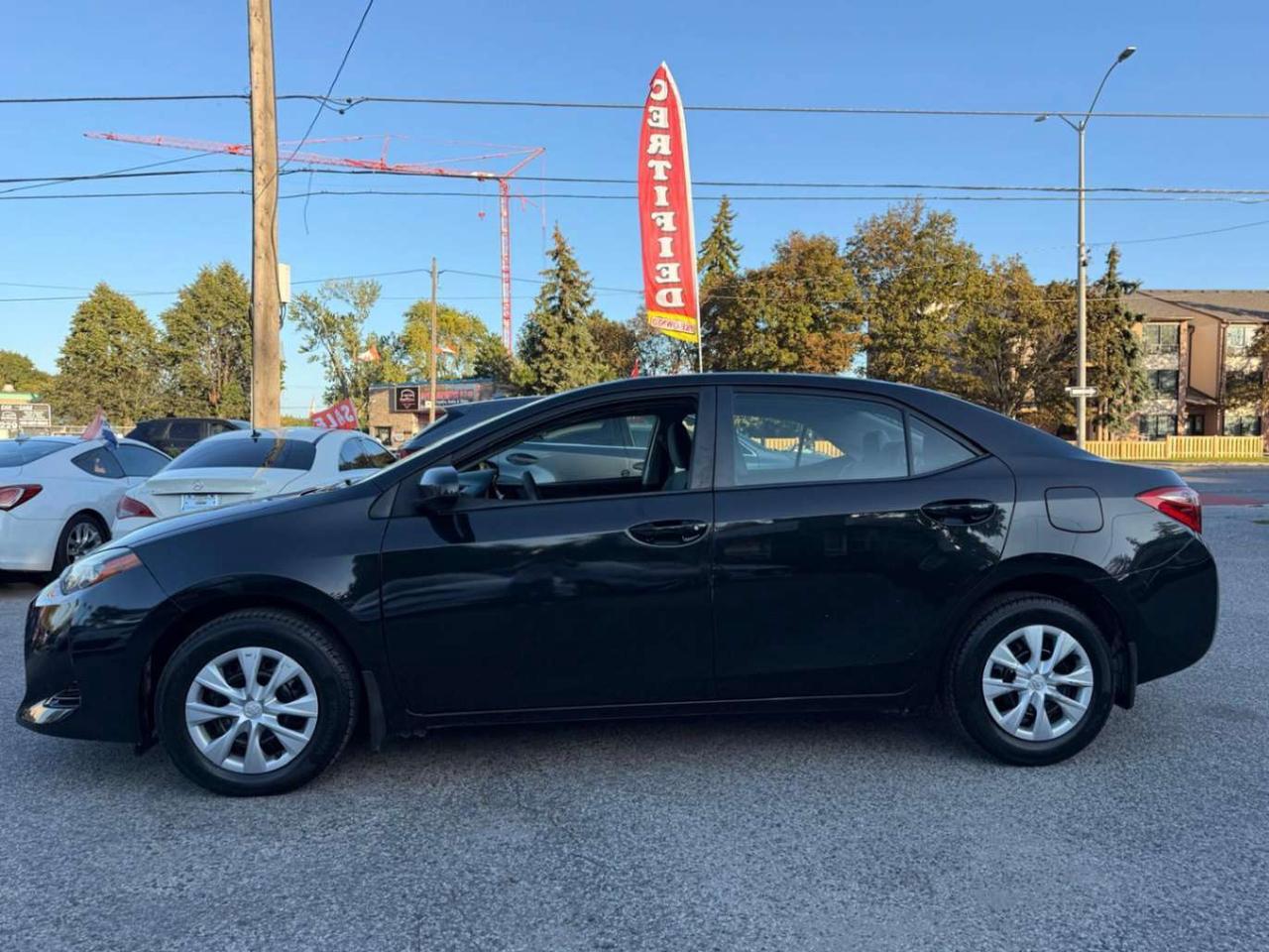 2018 Toyota Corolla CE Photo3