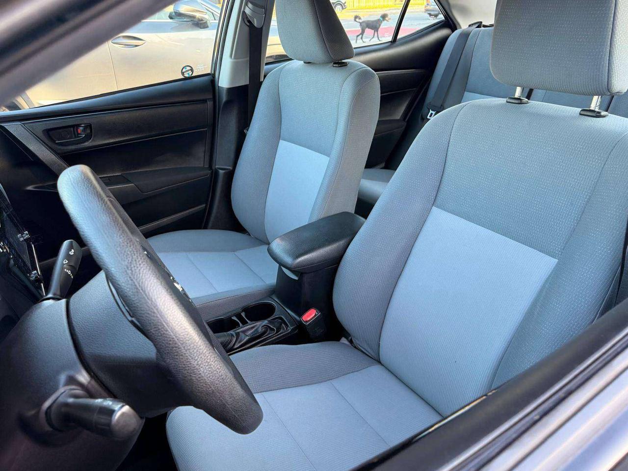 2018 Toyota Corolla CE Photo
