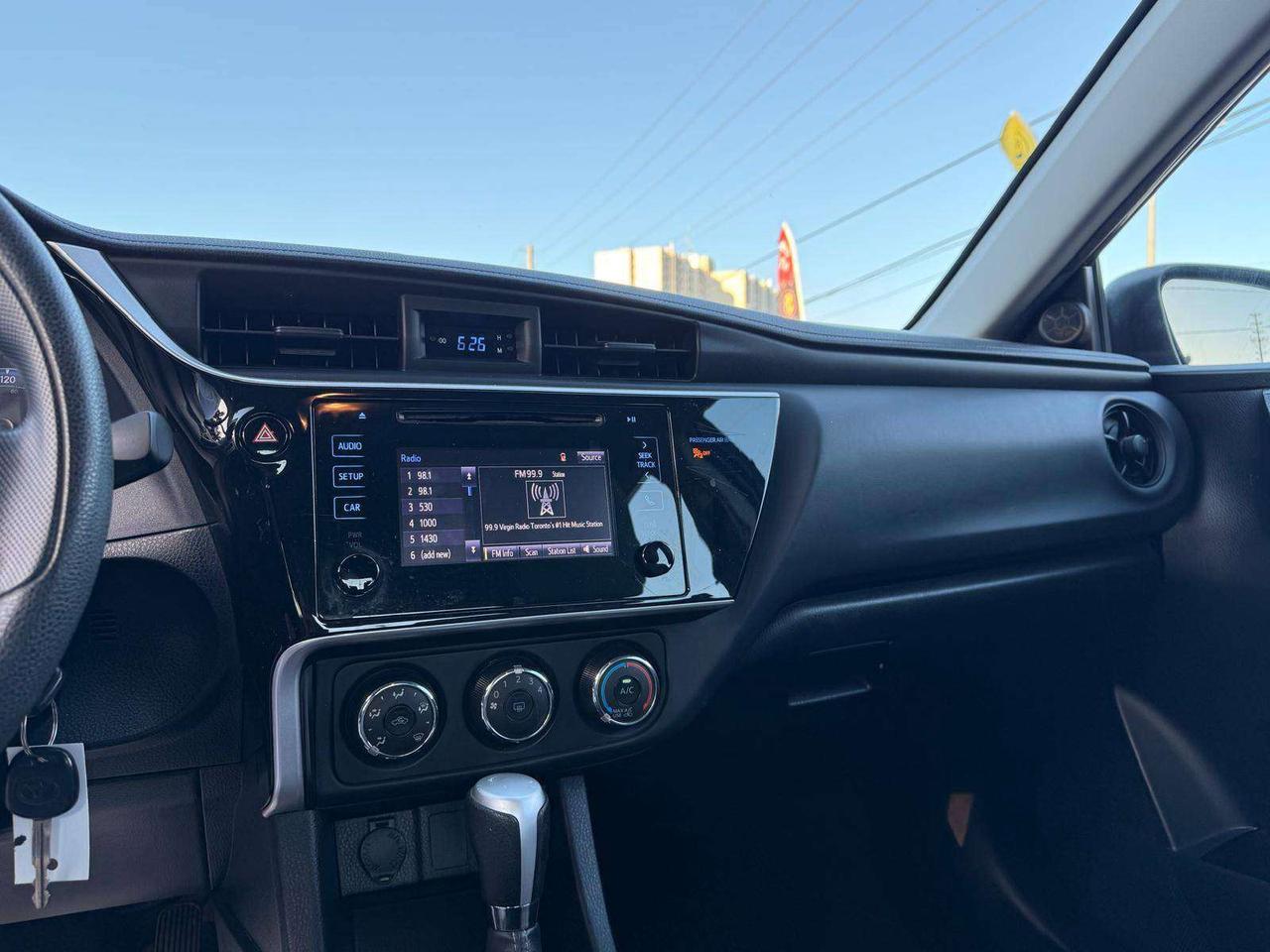 2018 Toyota Corolla CE Photo