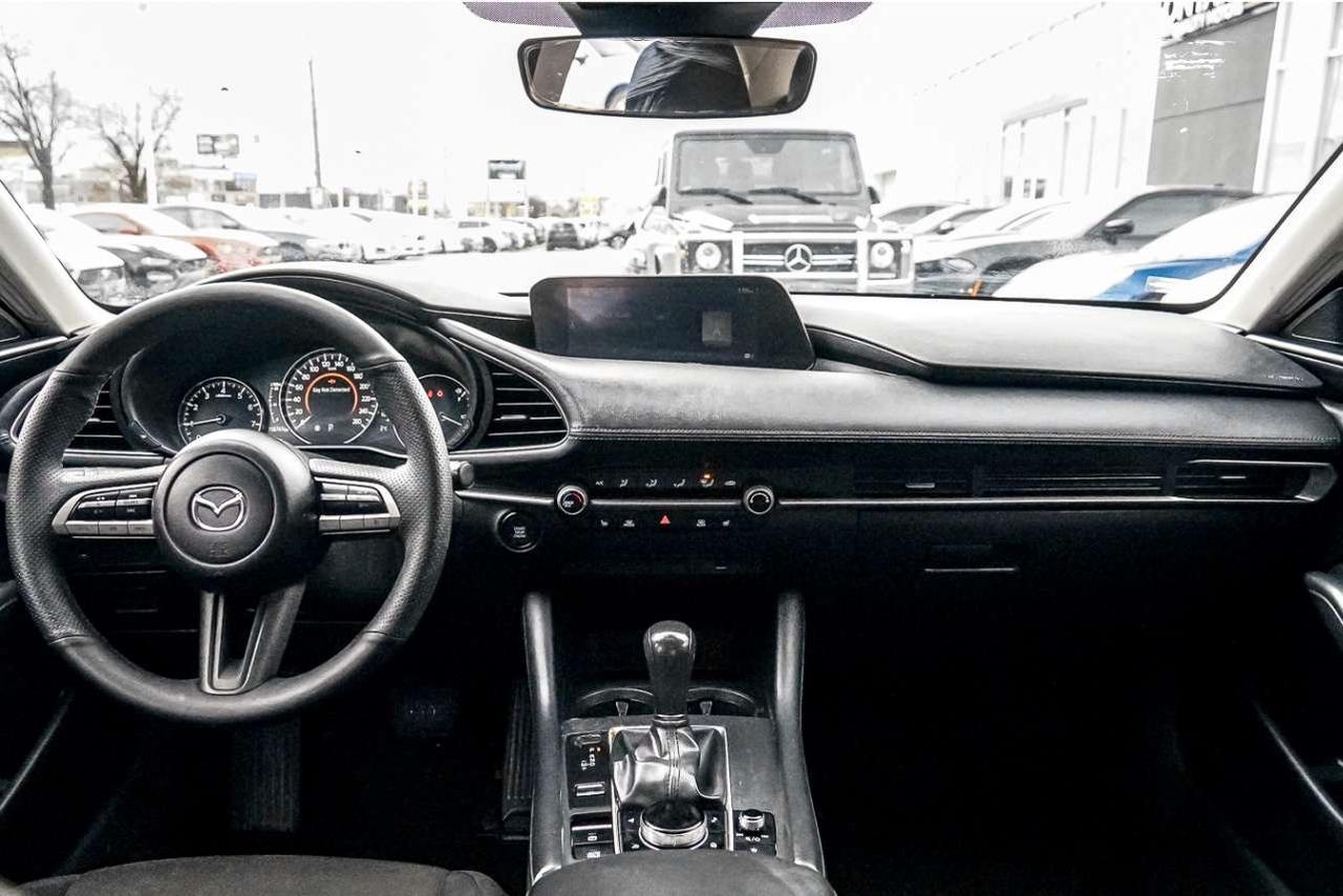 2021 Mazda 3 GX FWD Photo
