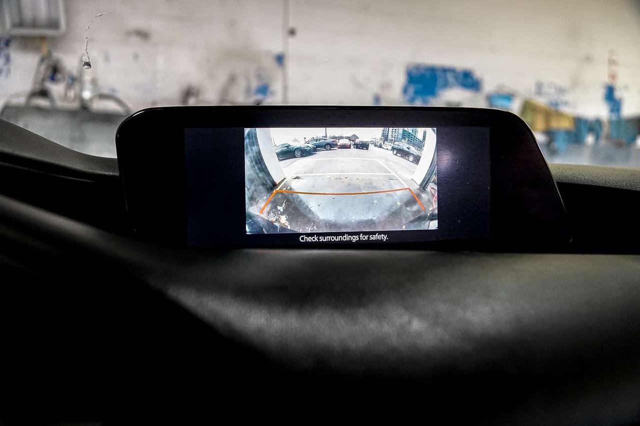 2021 Mazda 3 GX FWD Photo