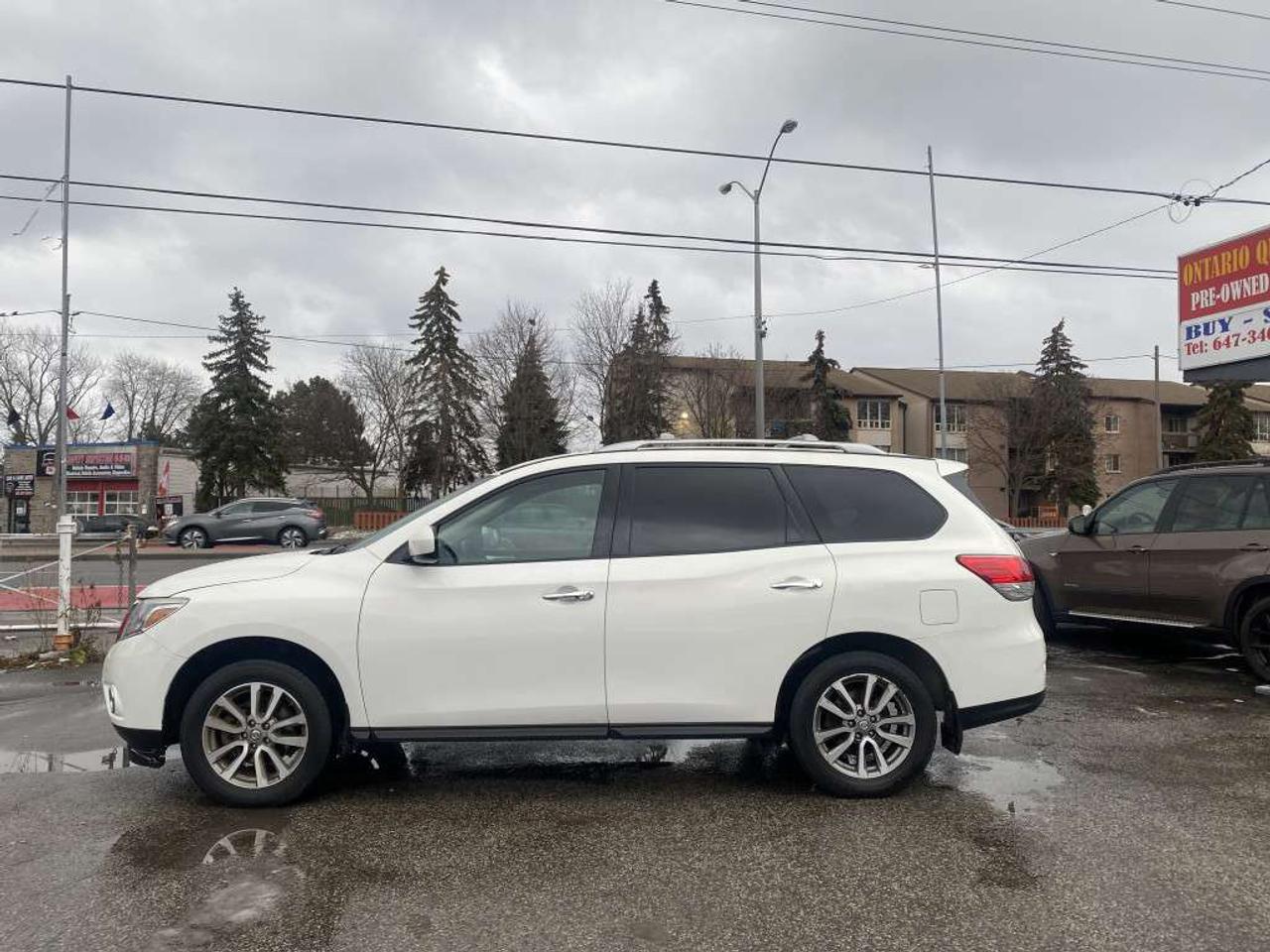 2014 Nissan Pathfinder 4WD 4dr Photo