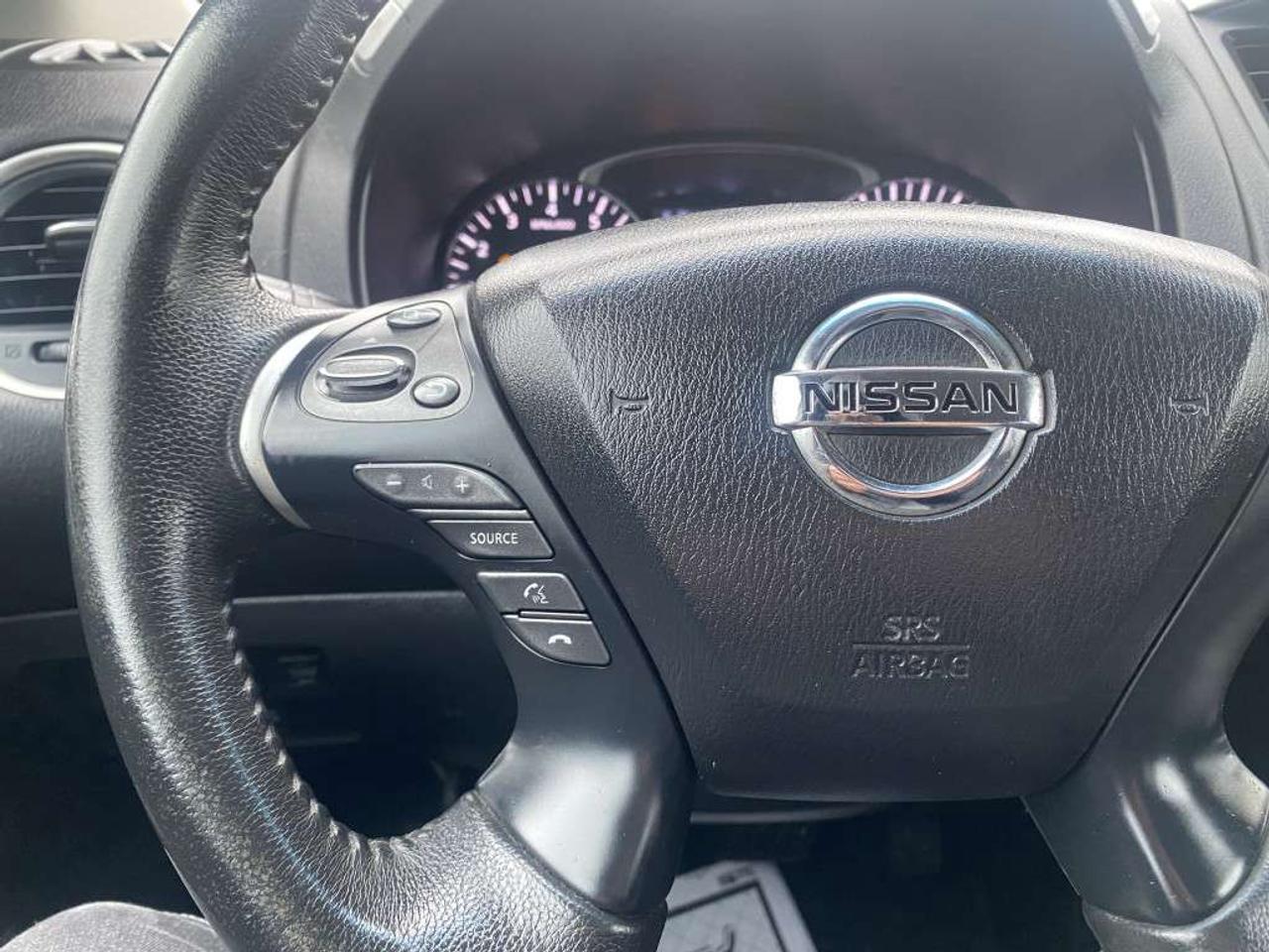 2014 Nissan Pathfinder 4WD 4dr Photo