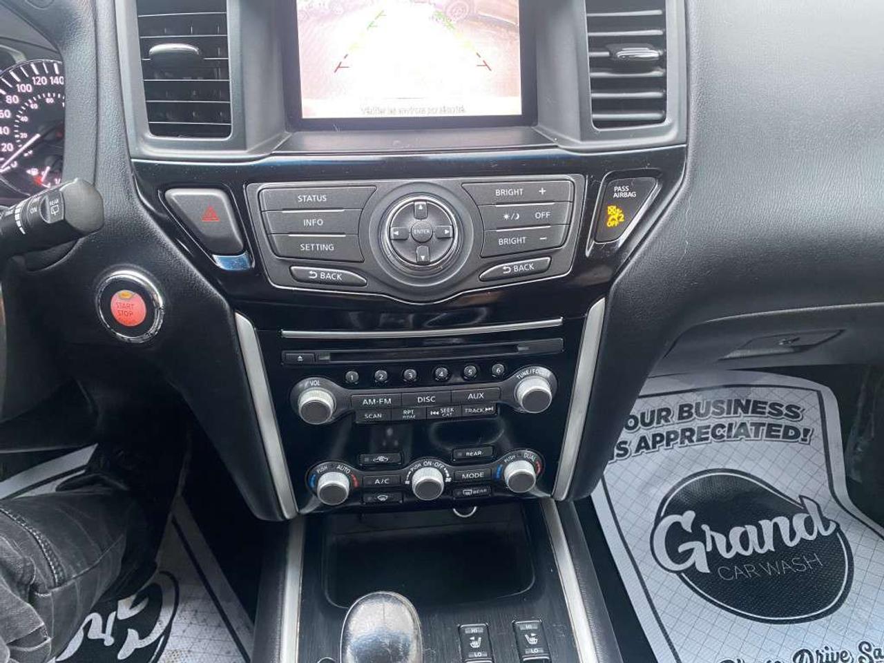 2014 Nissan Pathfinder 4WD 4dr Photo