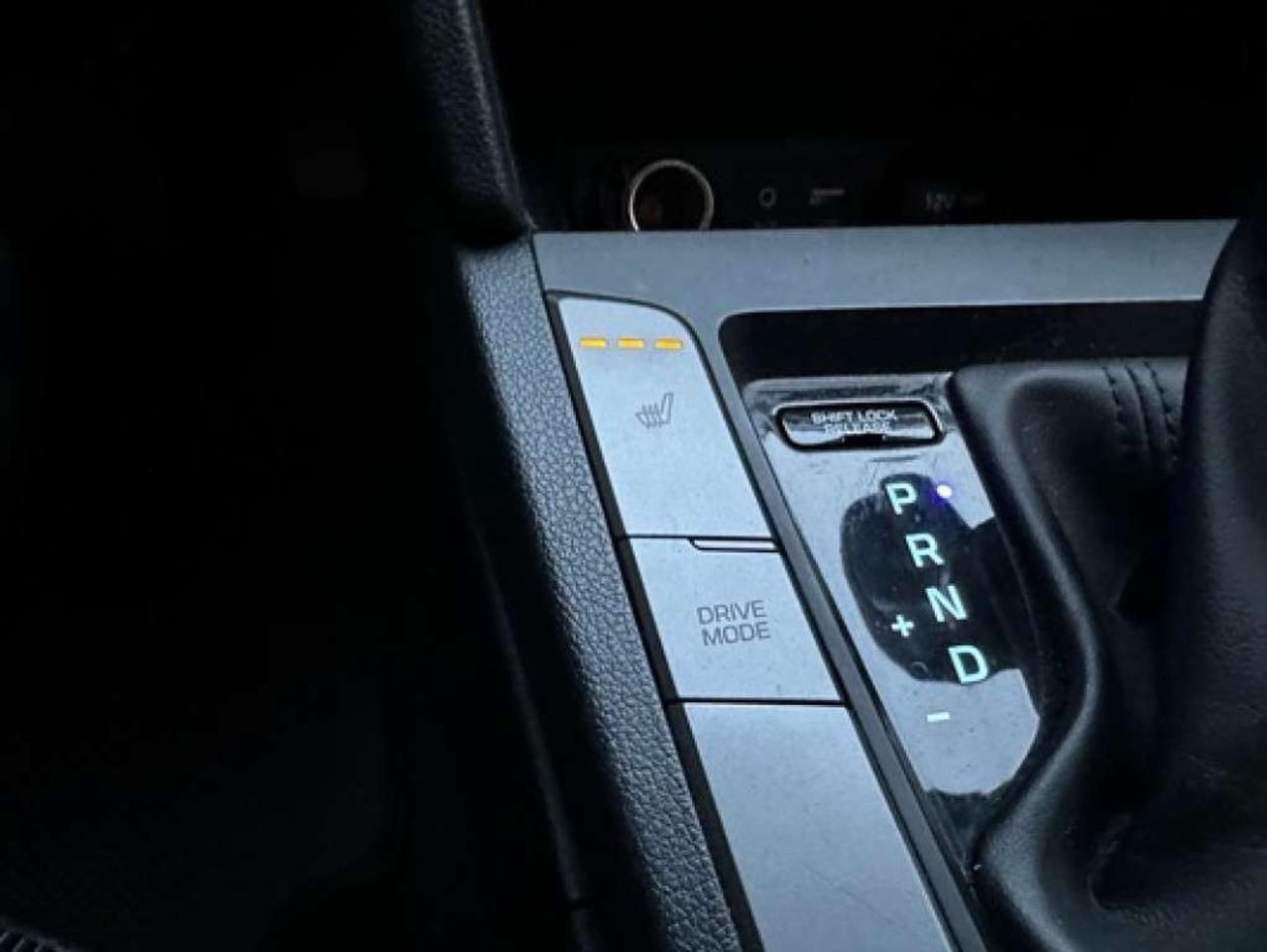 2017 Hyundai Elantra 4DR SDN Photo