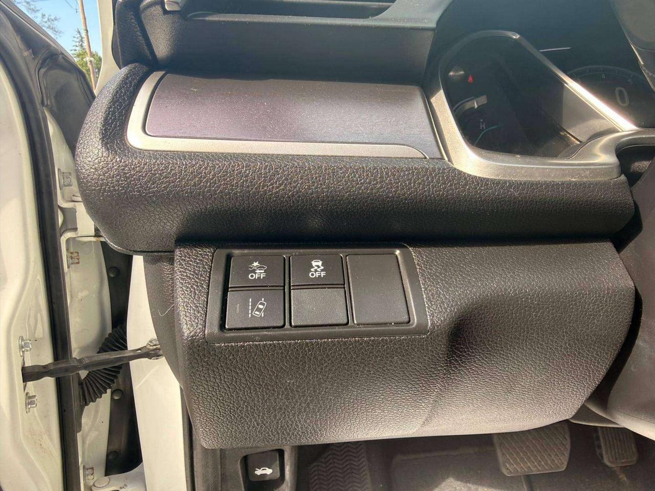 2017 Honda Civic 4dr CVT Touring Photo