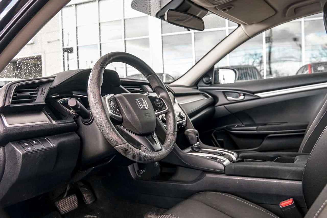 2019 Honda Civic LX CVT Photo