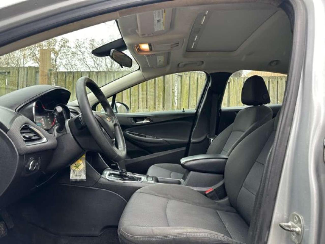 2018 Chevrolet Cruze 4dr Sdn 1.4L LT w/1SD Photo