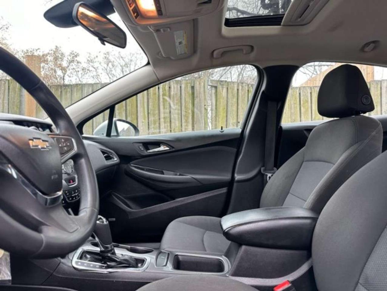 2018 Chevrolet Cruze 4dr Sdn 1.4L LT w/1SD Photo
