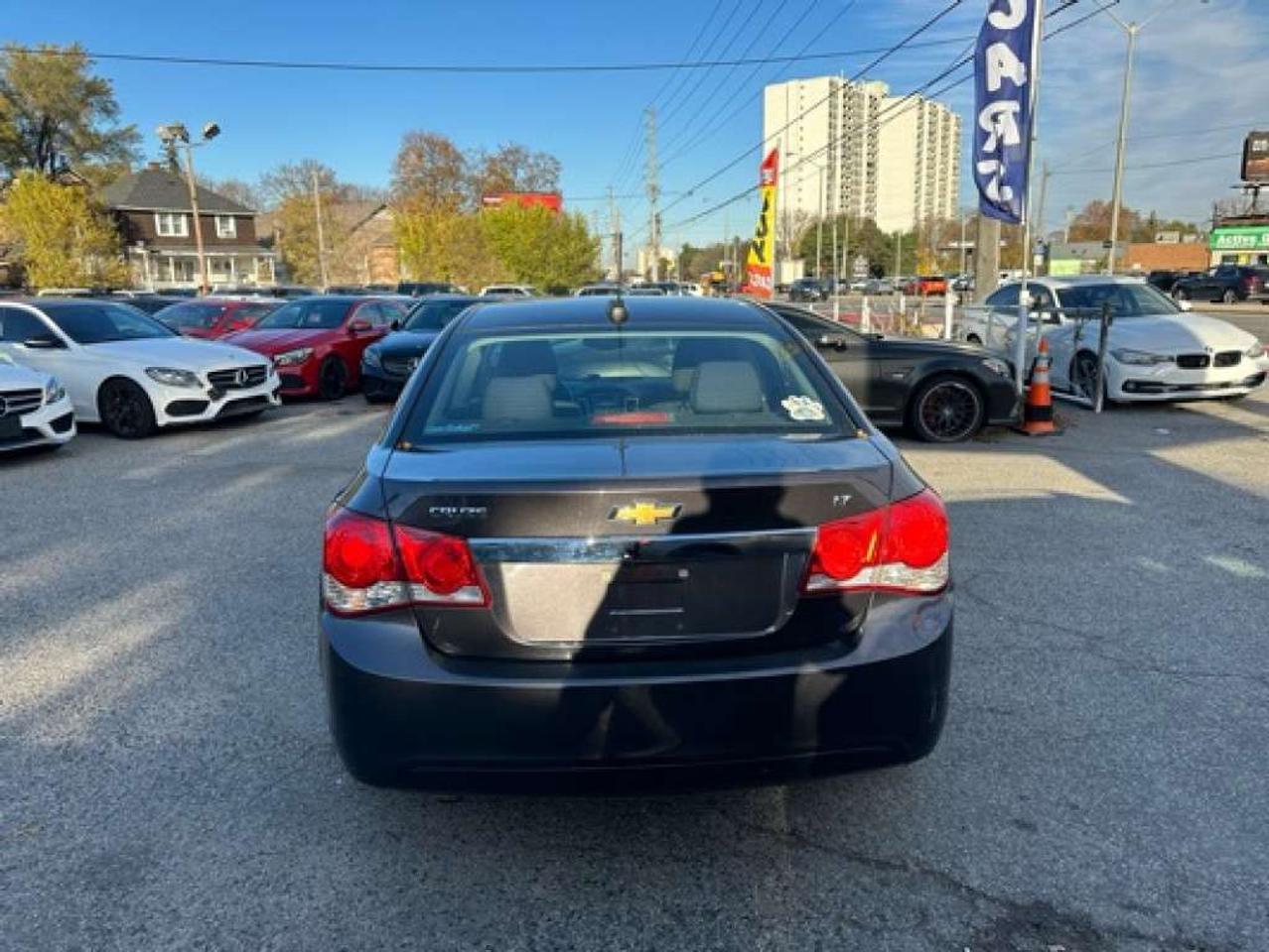 2015 Chevrolet Cruze 4dr Sdn 1LT Photo