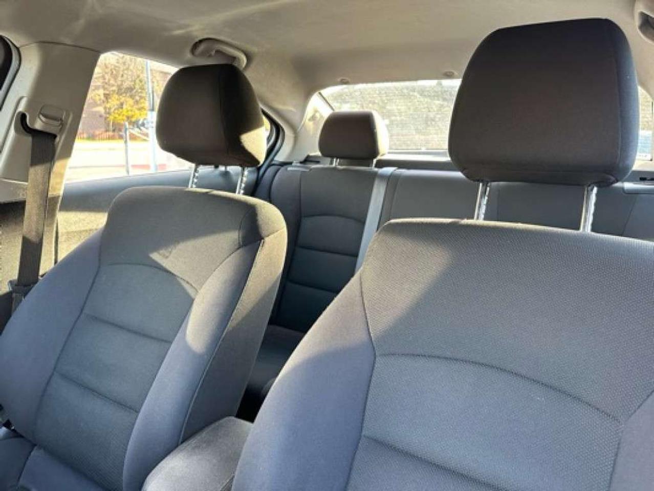 2015 Chevrolet Cruze 4dr Sdn 1LT Photo