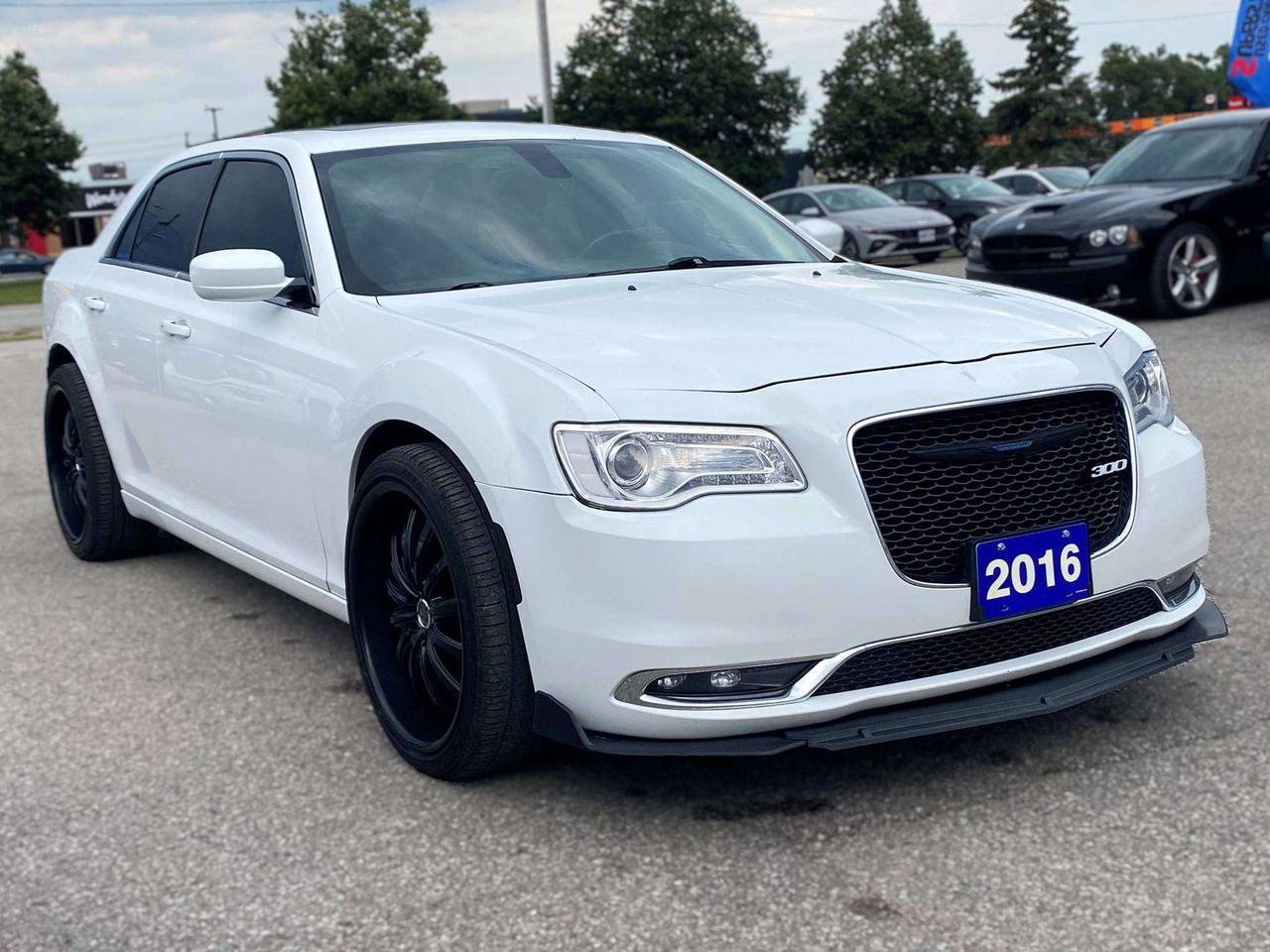 2016 Chrysler 300 Limited AWD ~Nav ~Leather ~Pano Roof ~Bluetooth Photo