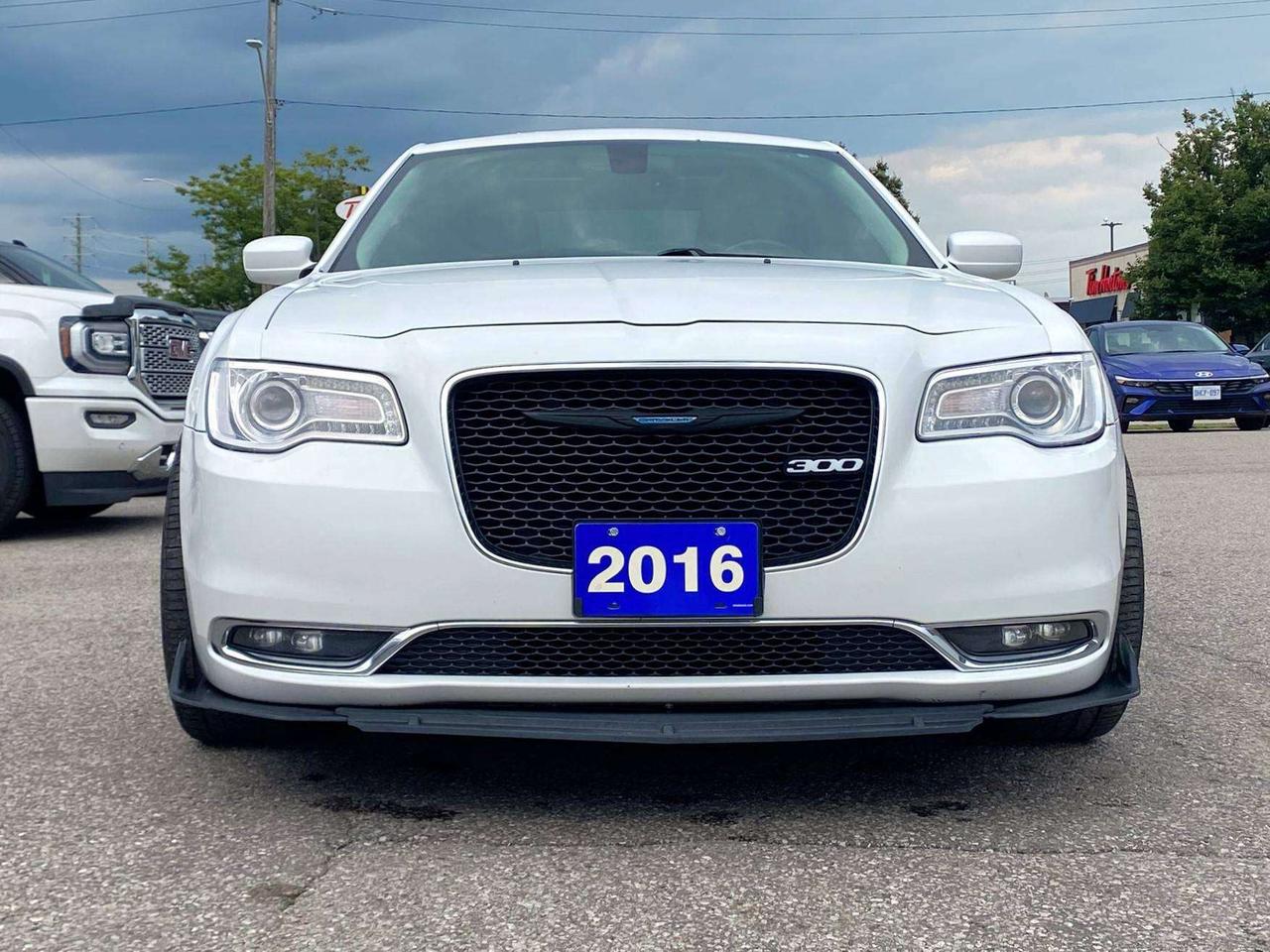 2016 Chrysler 300 Limited AWD ~Nav ~Leather ~Pano Roof ~Bluetooth Photo