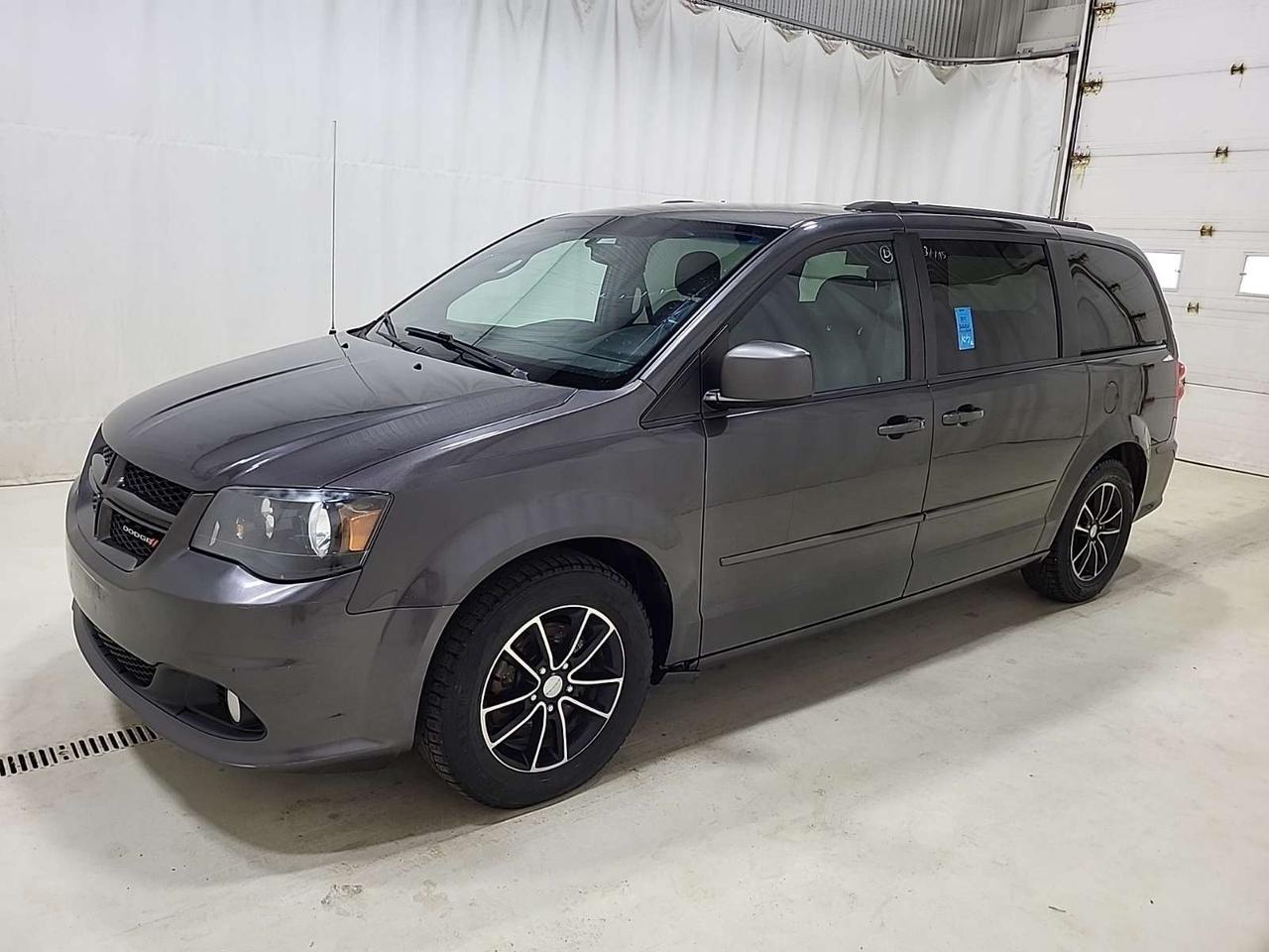 2017 Dodge Grand Caravan GT   Leather Photo5