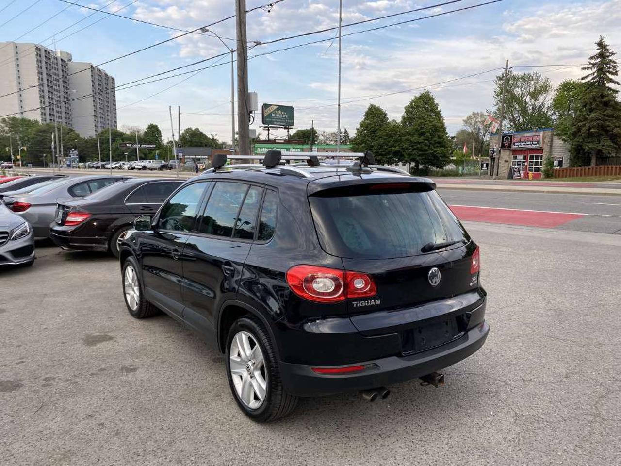 2011 Volkswagen Tiguan Highline Photo