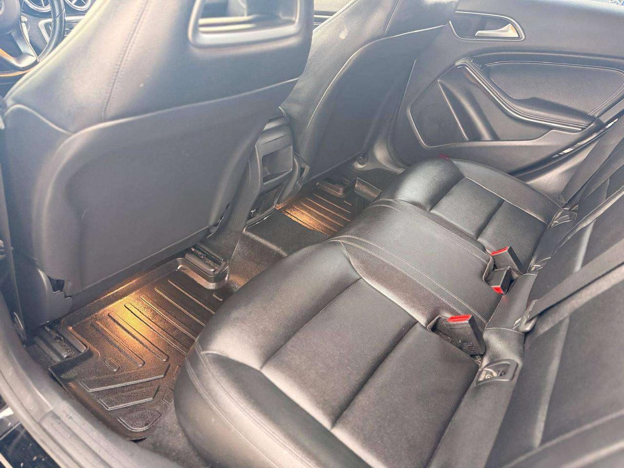 2015 Mercedes-Benz CLA CLA 250 4MATIC Photo