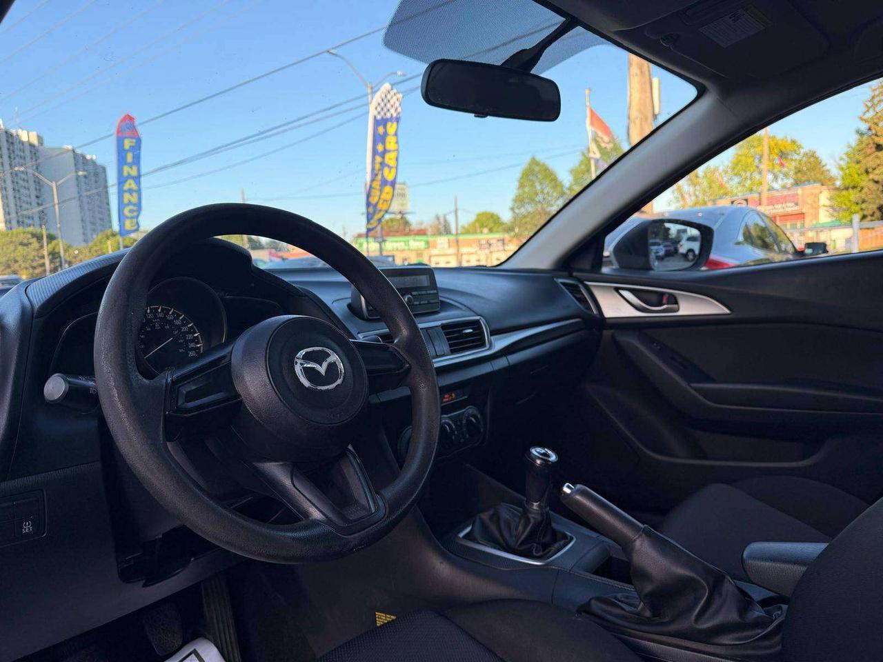 2018 Mazda 3 GX Photo
