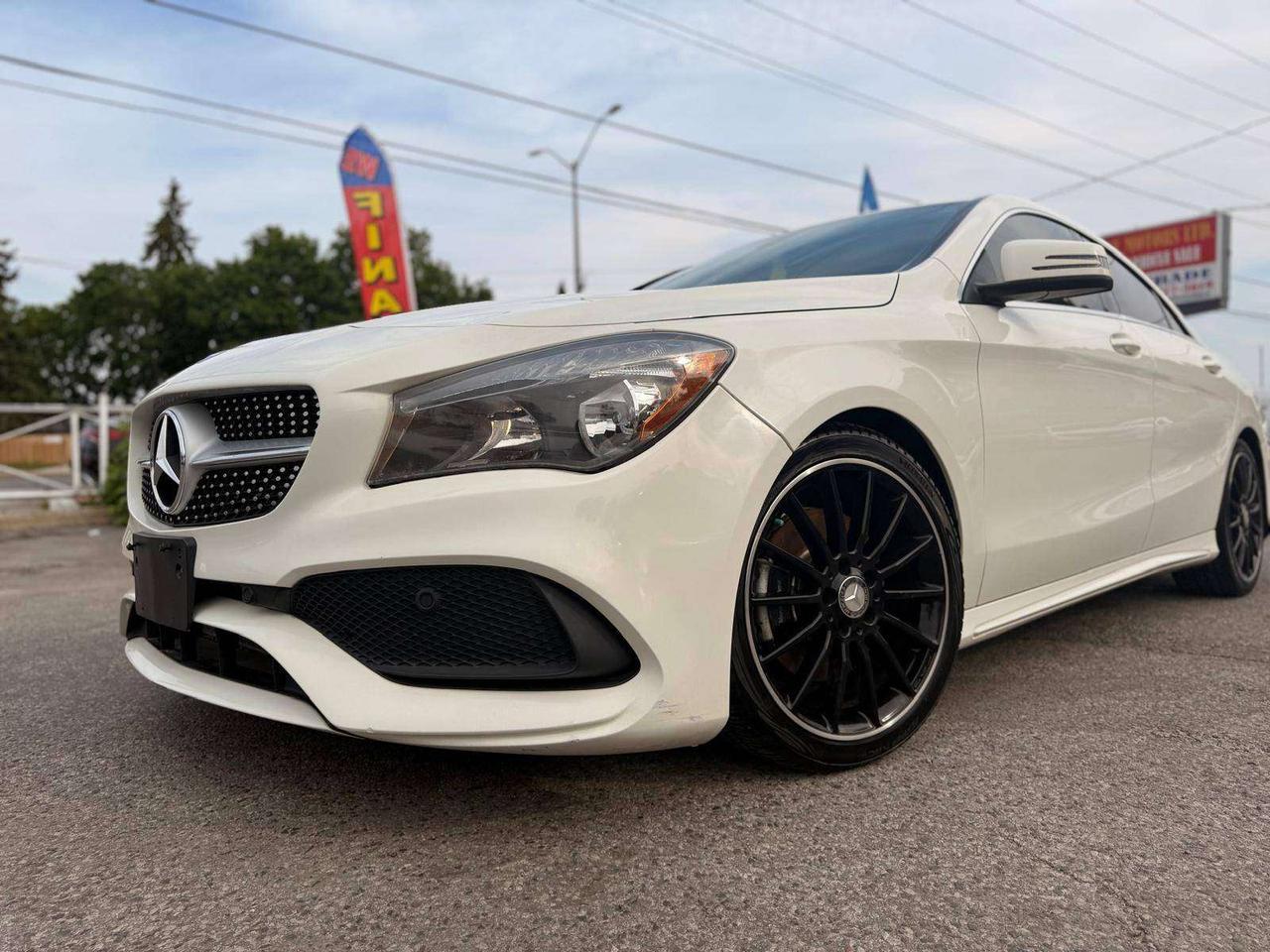 2017 Mercedes-Benz CLA 4dr Sdn CLA 250 4MATIC Photo1