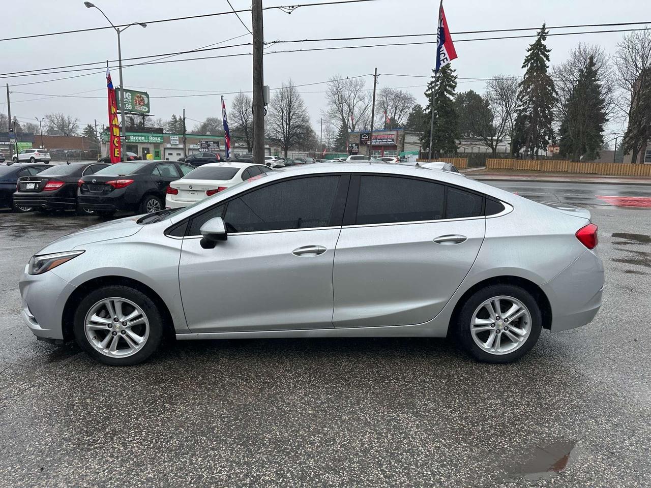 2018 Chevrolet Cruze LT Photo