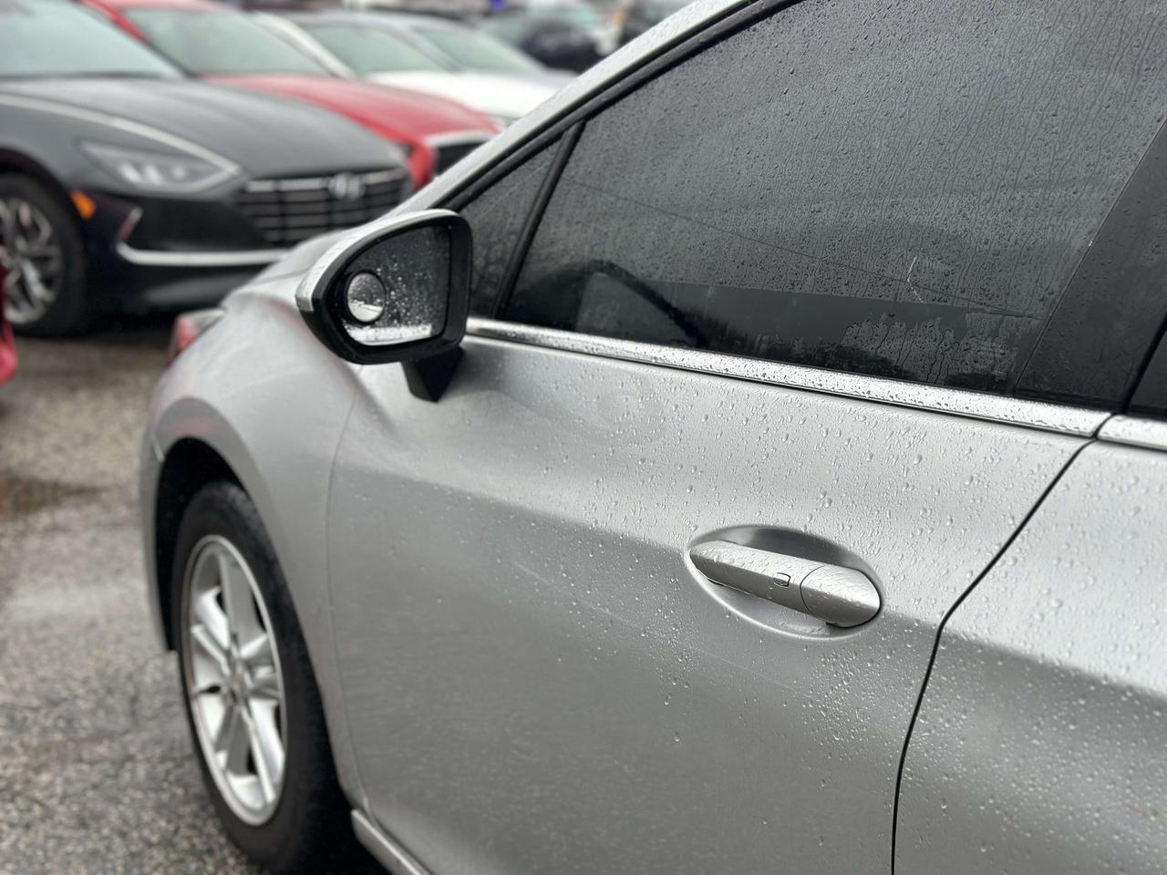 2018 Chevrolet Cruze LT Photo