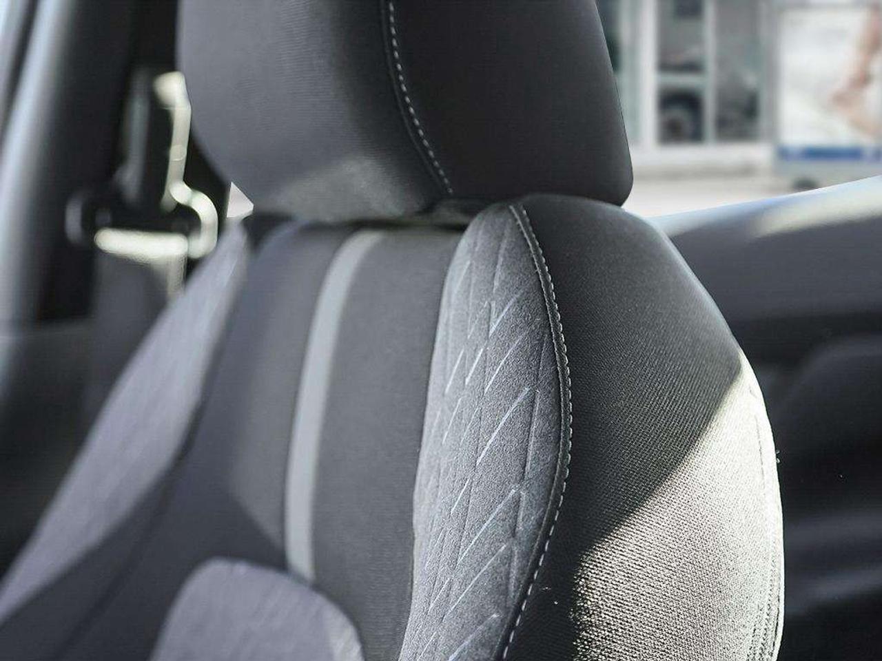 2026 Nissan Sentra SV SEDAN Photo