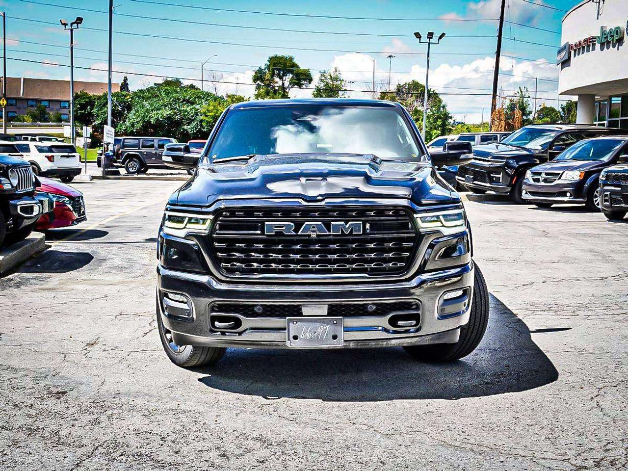 2025 RAM 1500  Photo