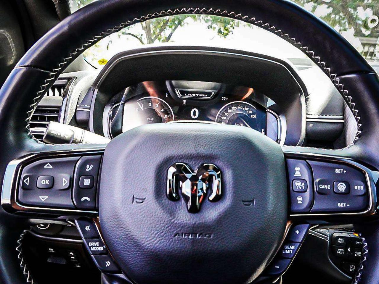 2025 RAM 1500  Photo