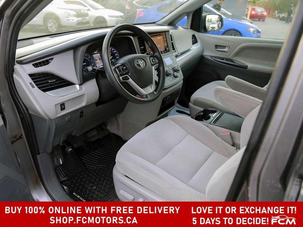 2020 Toyota Sienna LE   8 PASSENGER   FULLY CERTIFIED WITH WARRANTY Photo