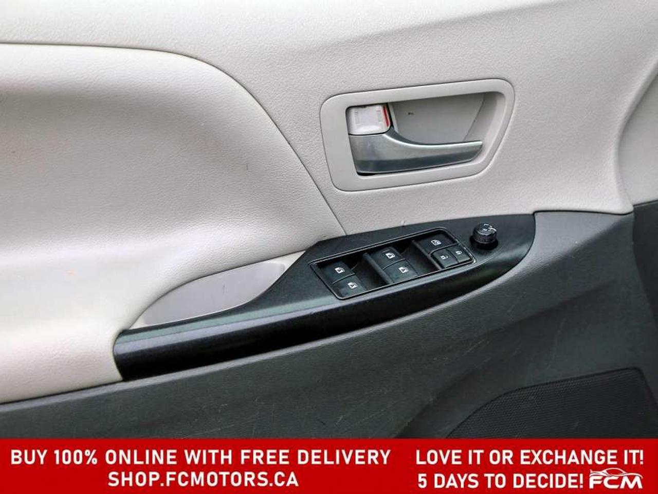 2020 Toyota Sienna LE   8 PASSENGER   FULLY CERTIFIED WITH WARRANTY Photo