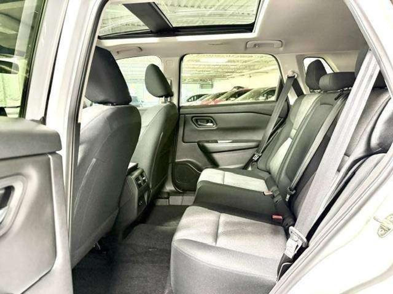2024 Nissan Rogue AWD SV Moonroof Photo