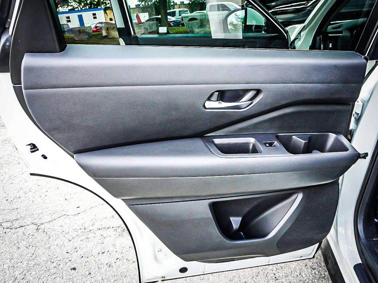 2022 Nissan Pathfinder  Photo