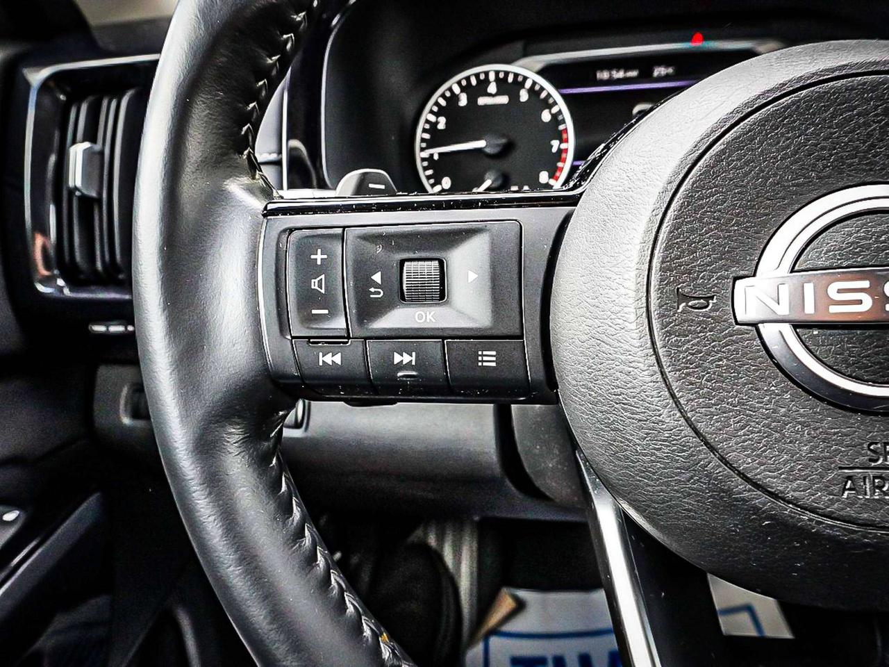 2022 Nissan Pathfinder  Photo