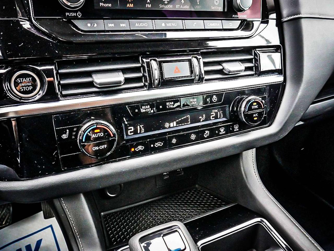 2022 Nissan Pathfinder  Photo
