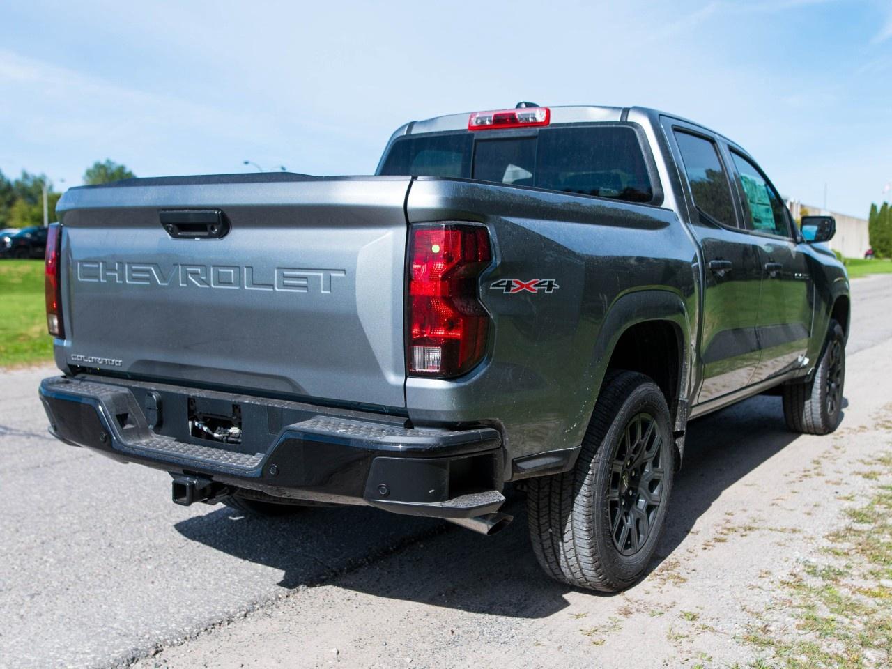 2026 Chevrolet Colorado Crew Cab Short Box 4-Wheel Drive Work Truck Photo