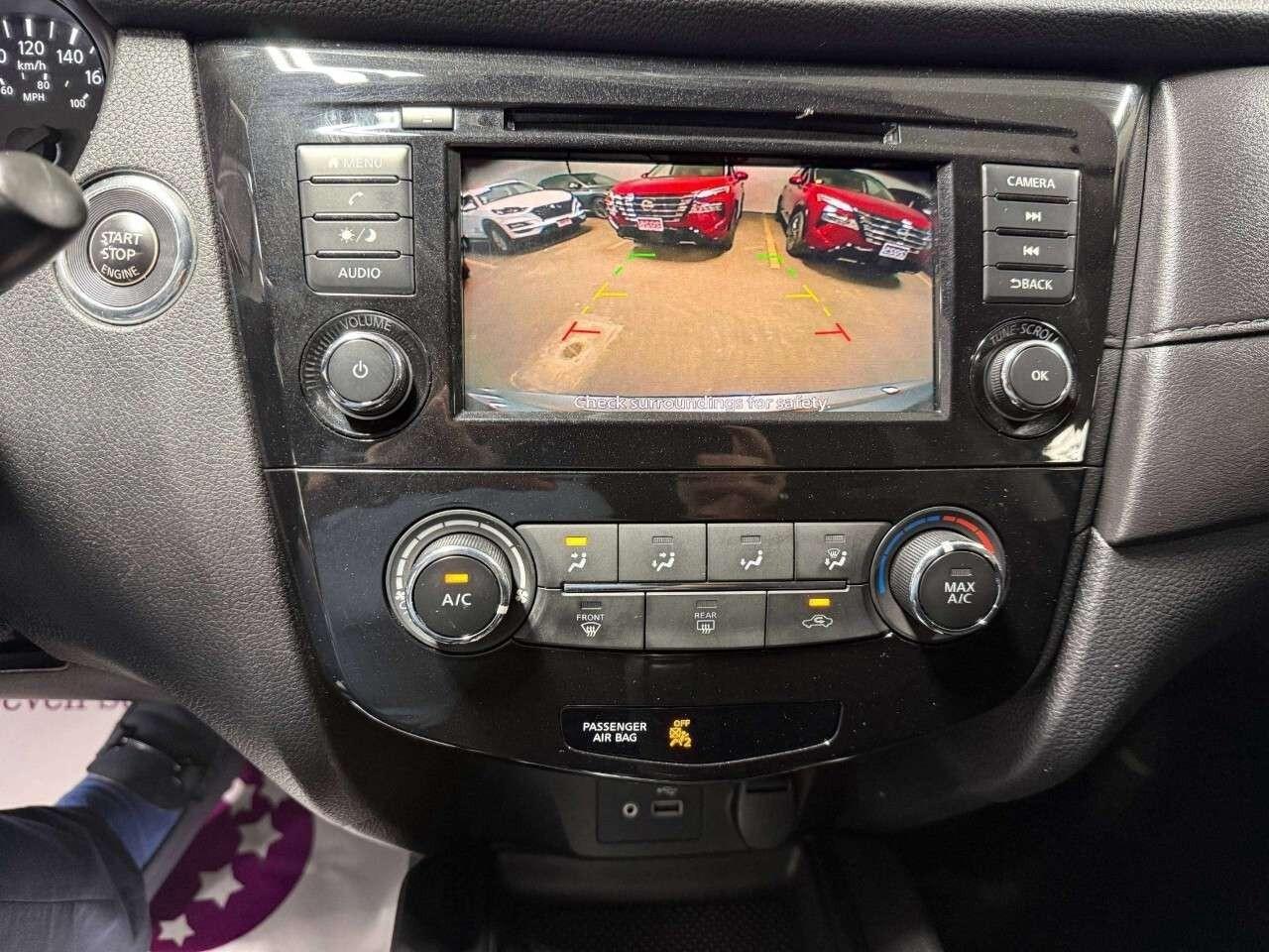 2019 Nissan Rogue AWD SV Photo