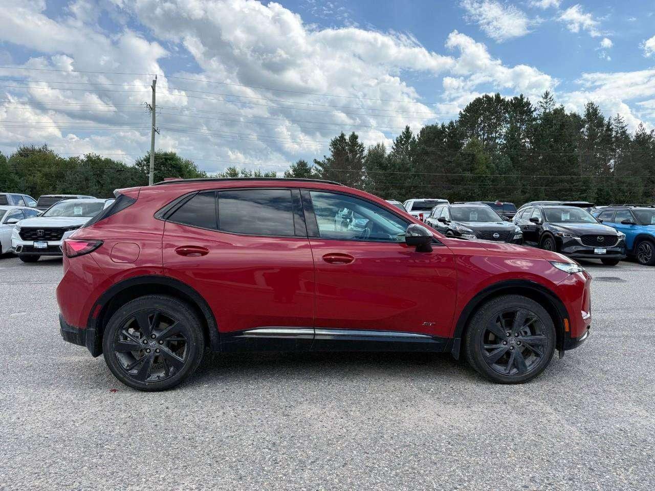 2025 Buick Envision BRAY ORIGINAL. LEASE RETURN. ALL WEATHER MATS. REAR HEATED SEATS. POWER LIFTGATE WITH LOGO PROJECTION. Photo