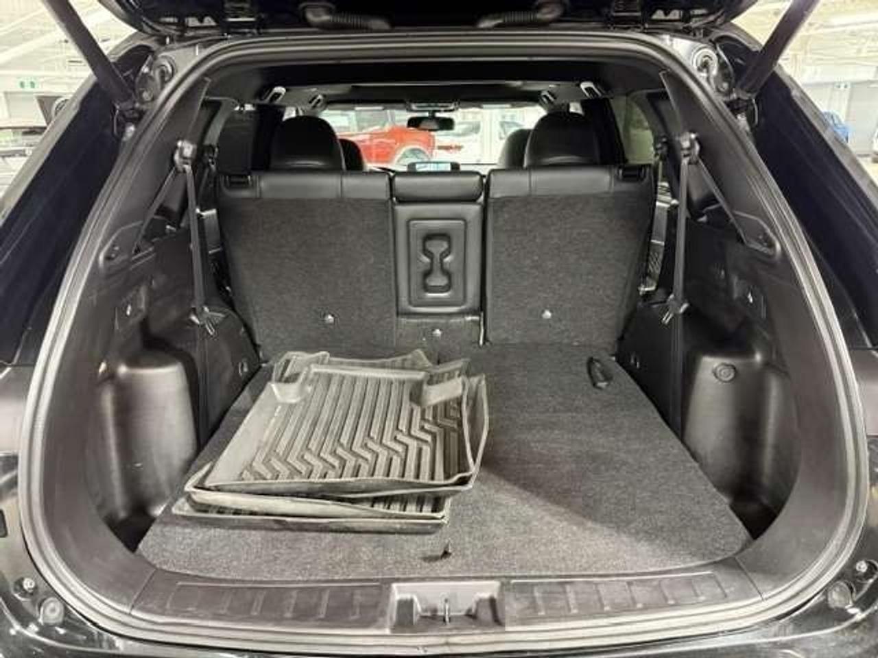 2024 Mitsubishi Outlander GT NOIR S-AWC Photo
