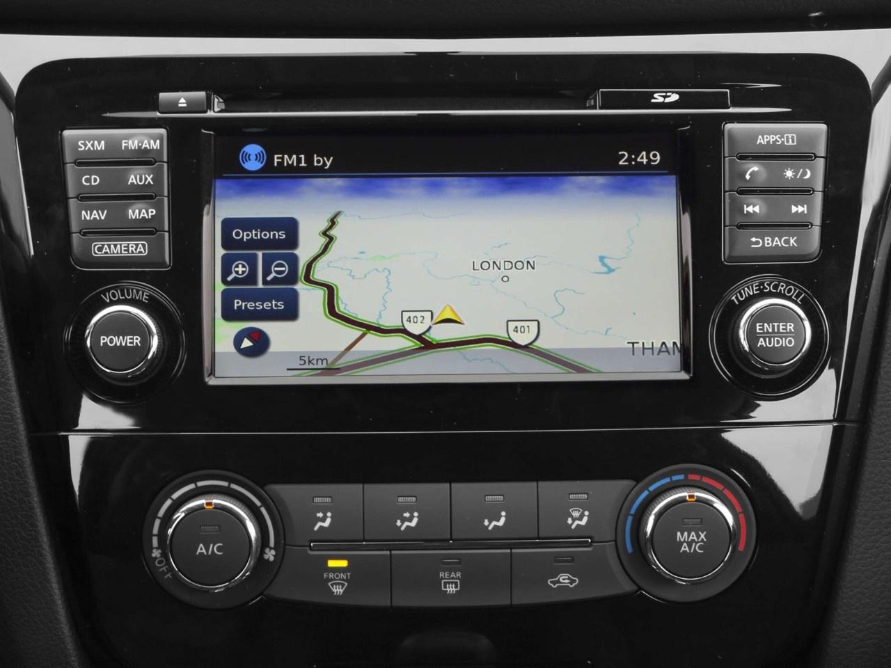 2016 Nissan Rogue AWD 4dr SV Photo