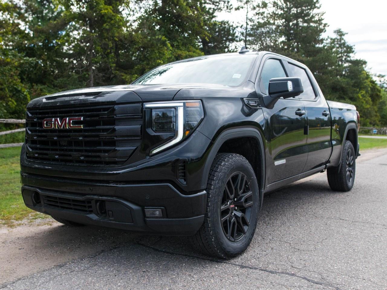 2026 GMC Sierra 1500 Crew Cab Short Box 4-Wheel Drive Elevation Photo