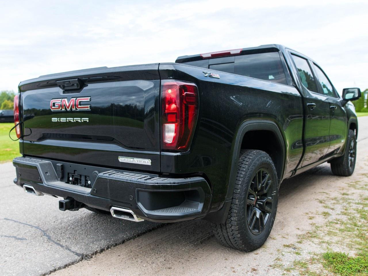 2026 GMC Sierra 1500 Crew Cab Short Box 4-Wheel Drive Elevation Photo