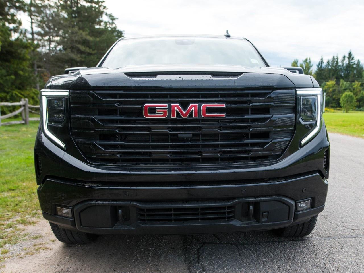 2026 GMC Sierra 1500 Crew Cab Short Box 4-Wheel Drive Elevation Photo