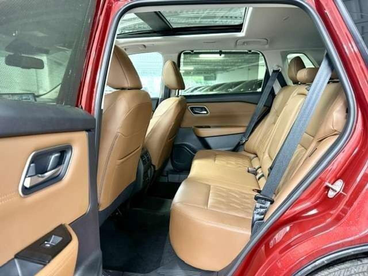 2026 Nissan Rogue AWD Platinum Photo