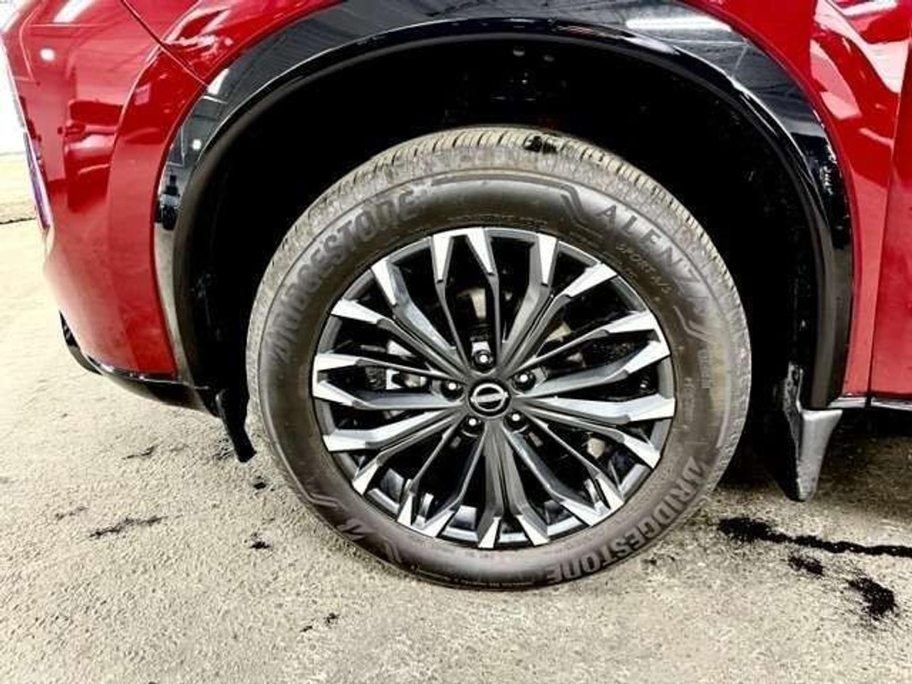 2026 Nissan Rogue AWD Platinum Photo