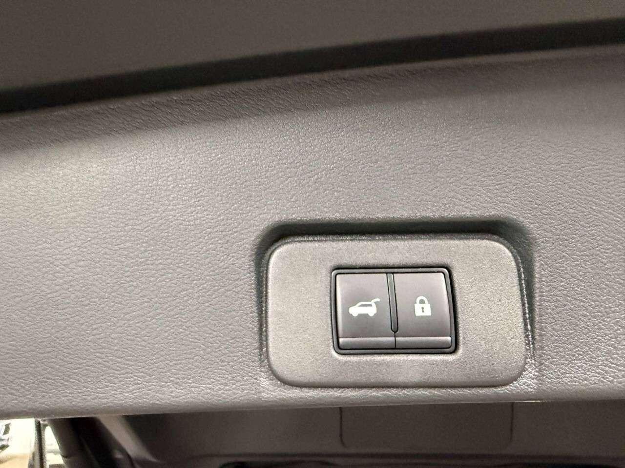 2026 Nissan Rogue AWD Platinum Photo