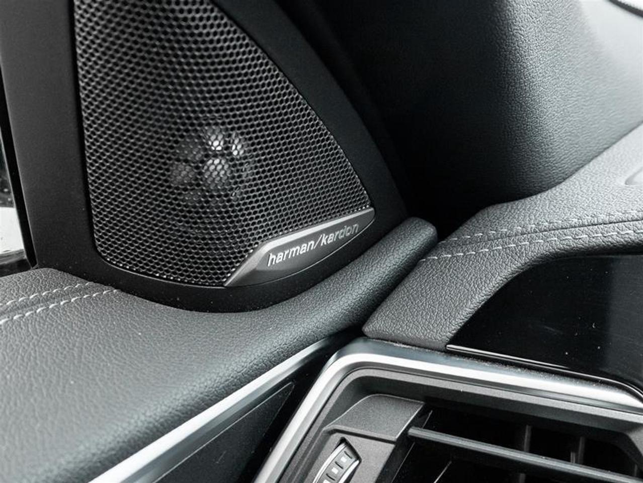 2023 BMW M440 i xDrive 2dr All-Wheel Drive Cabriolet Photo