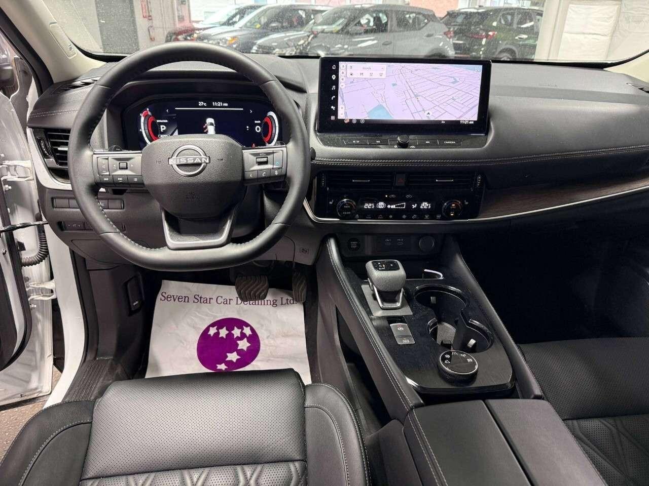 2026 Nissan Rogue AWD Platinum Photo