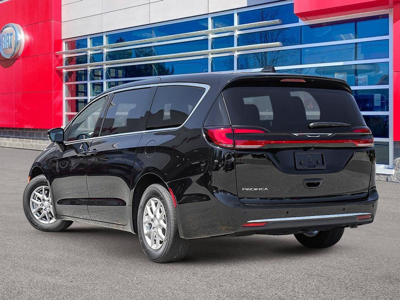 2027 Chrysler Pacifica Select | V6 | Leather Seats |Remote start | Photo3
