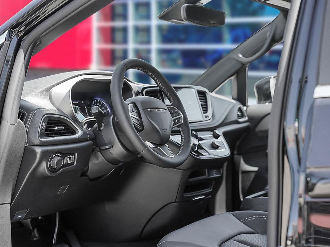 2027 Chrysler Pacifica Select | V6 | Leather Seats |Remote start | Photo