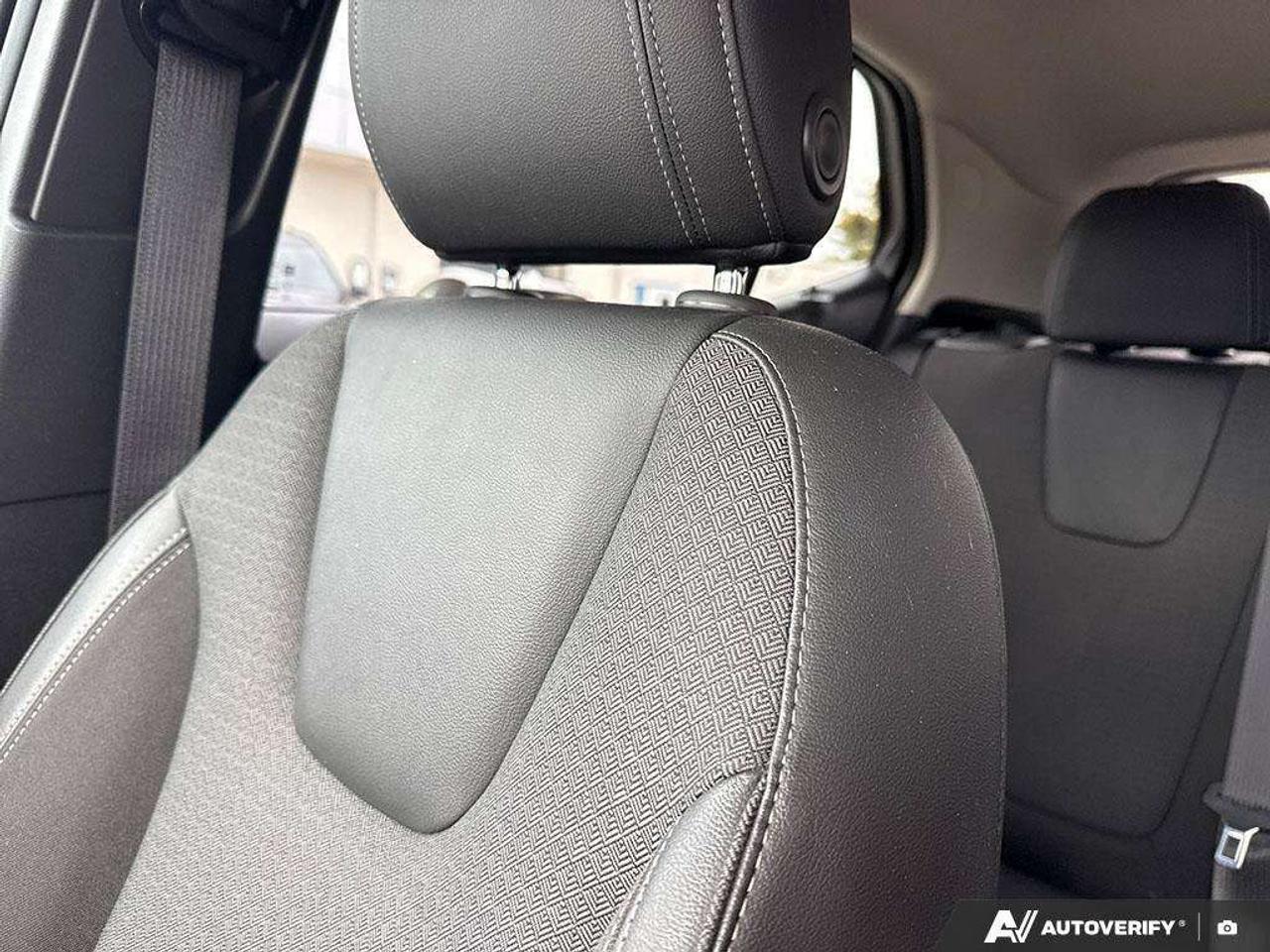 2020 Buick Encore ALL WEATHER MATS. COLD WEATHER COMFORT PKG. BUICK CONFIDENCE PKG. REAR VISION CAMERA. Photo