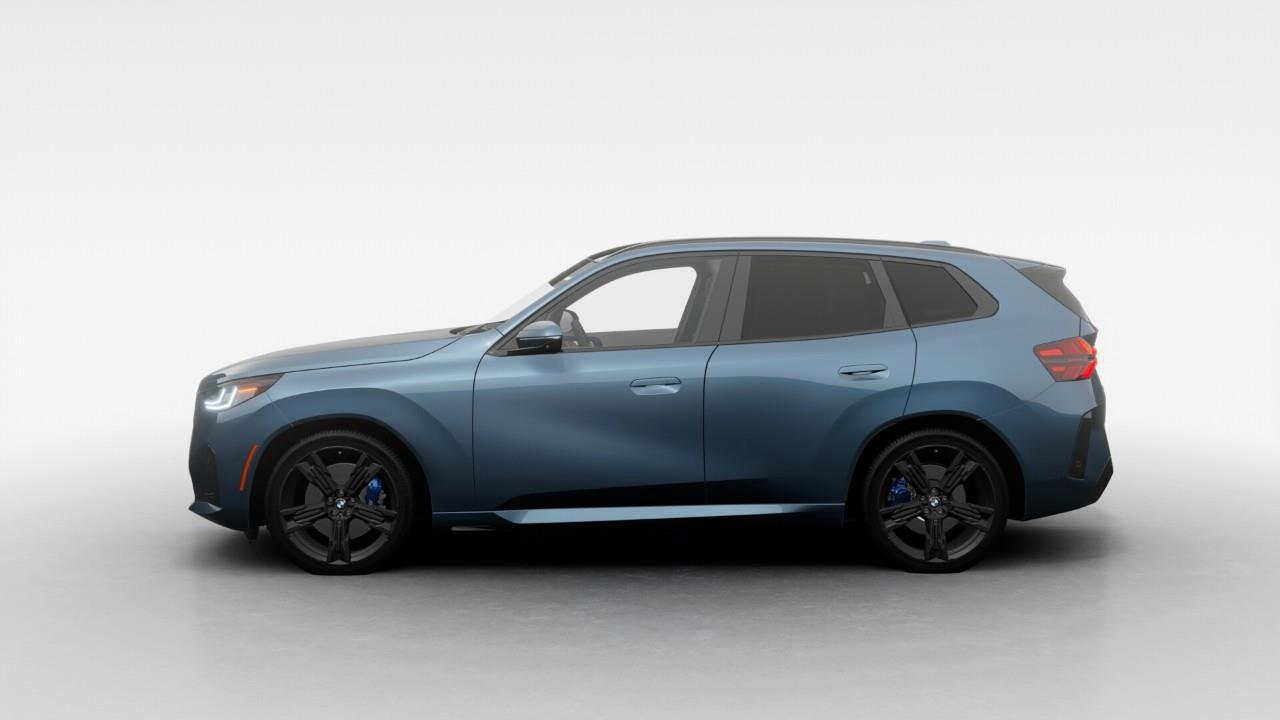 2026 BMW X3  Photo3